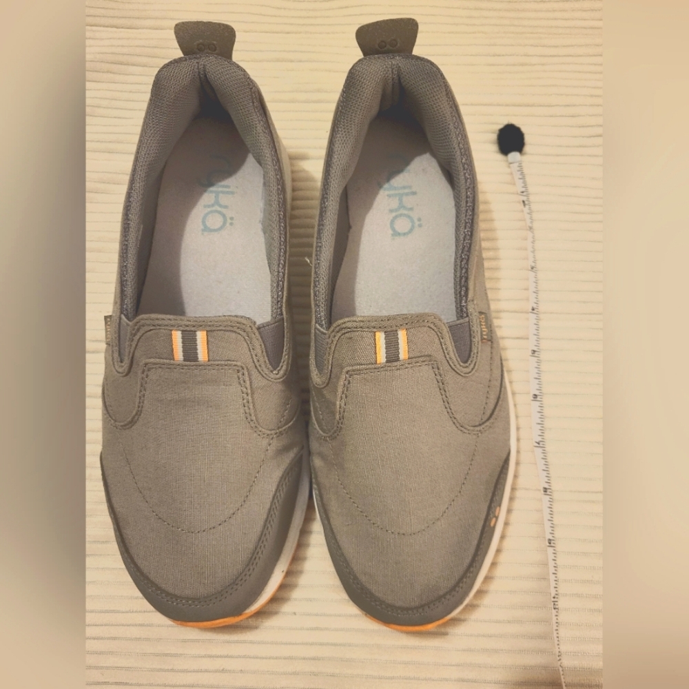 RYKA slip on shoes, gray, light peach/corral color size 10W
